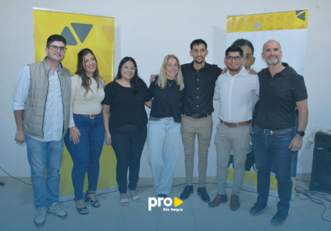 006- Inauguración Sede PRO Darwin- Juani Murillo-Taty Reyes-Vanesa Velásquez- Maria Laura Frei-Kako Barriga-Nelson Alfaro- Juan Martín